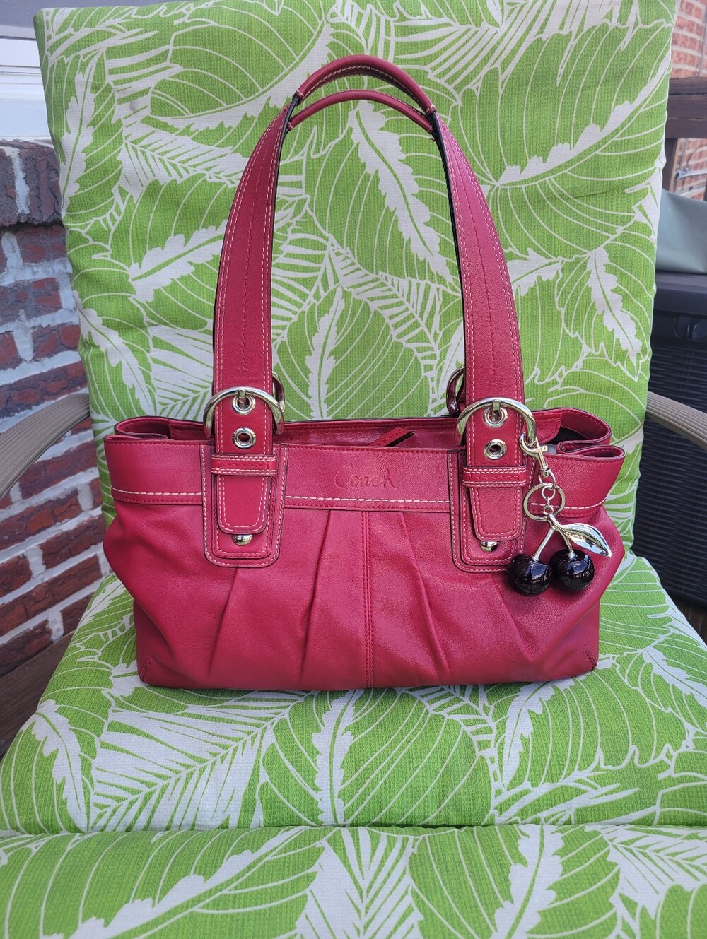 Vintage Coach Soho Pleated Leather Shoulder Bag - Picture 2 of 14